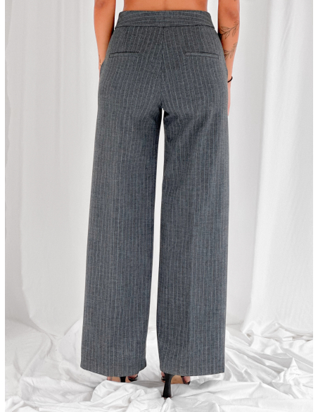 Pantalone a palazzo milano gessato