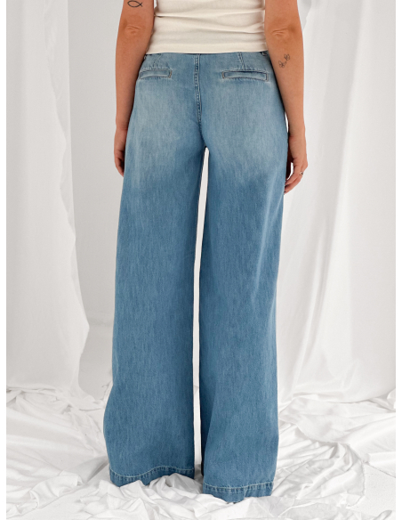 Wide leg Denim