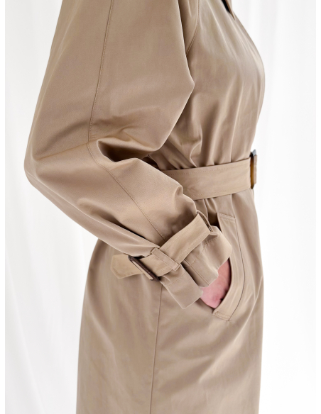 Single-breasted trench coat