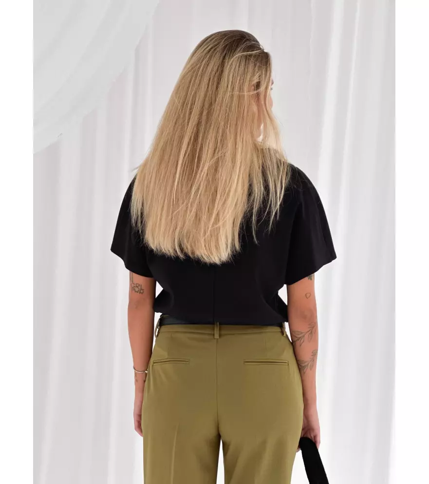 Milan sweater with crater neckline
