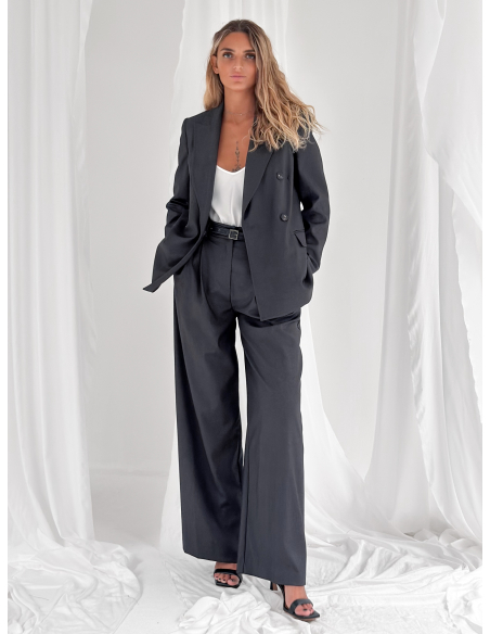 Top with thin shoulder strap in viscose satin