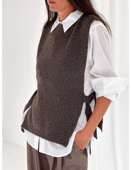 Gilet in lana blend con filo lurex e  lacci laterali
