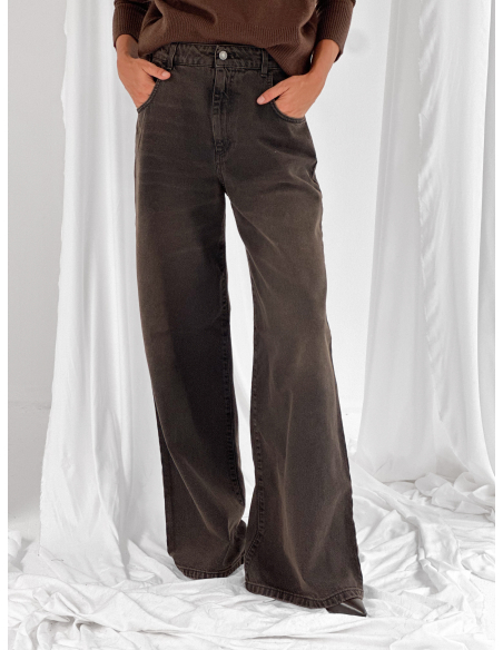 Tea-wash palazzo-style denim