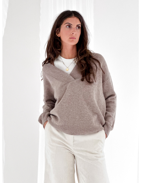Pure wool V-neck sweater