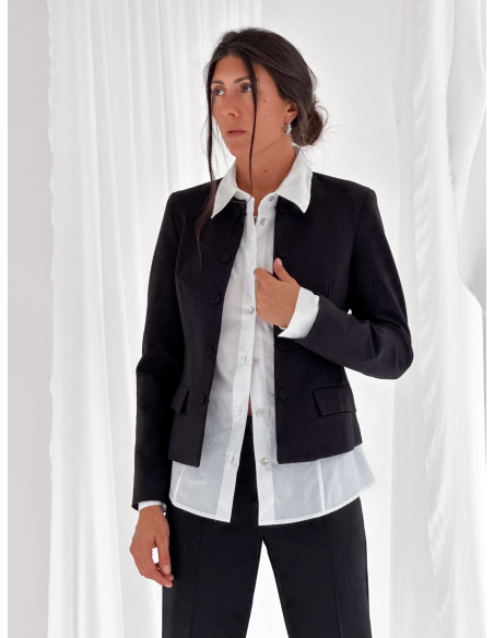 Milanese jacket with kissing buttons