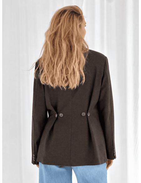 Check jacket with adjustable buttons