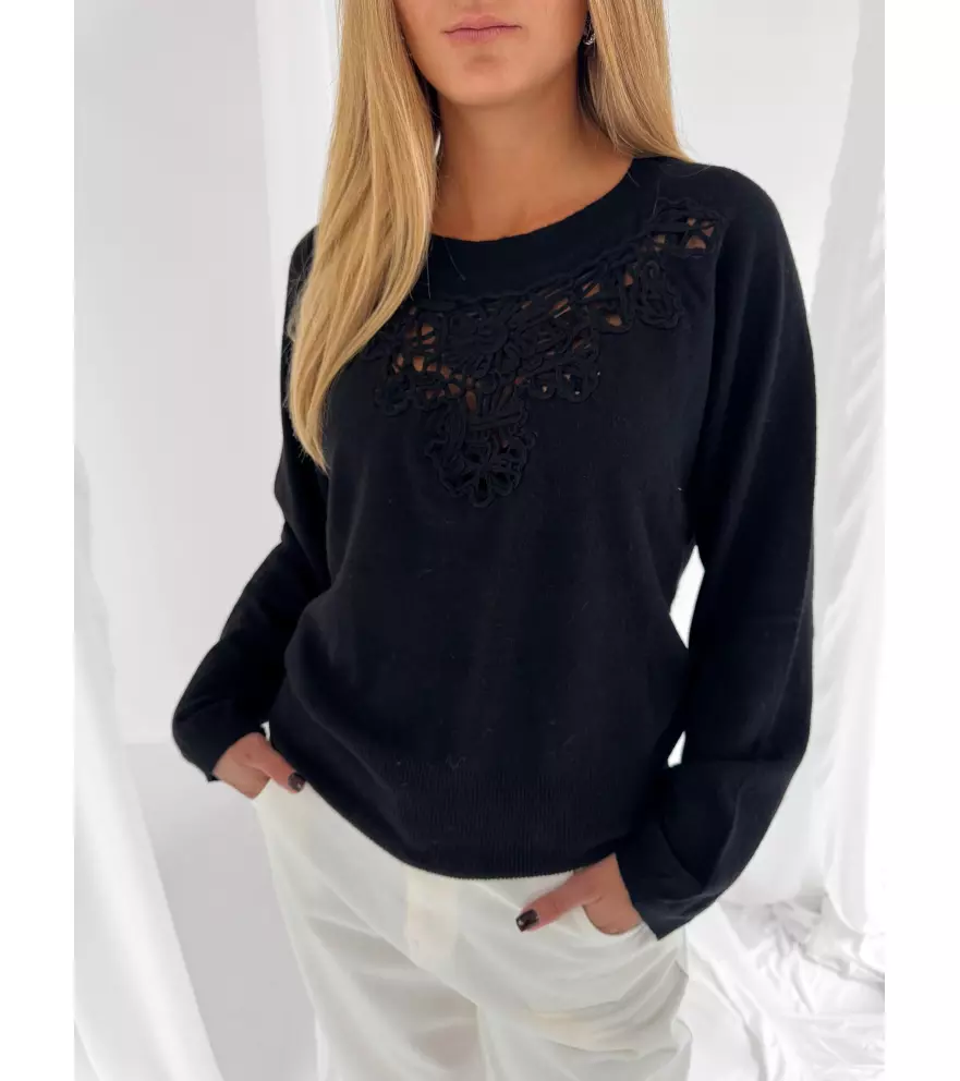 Embroidered crew-neck sweater