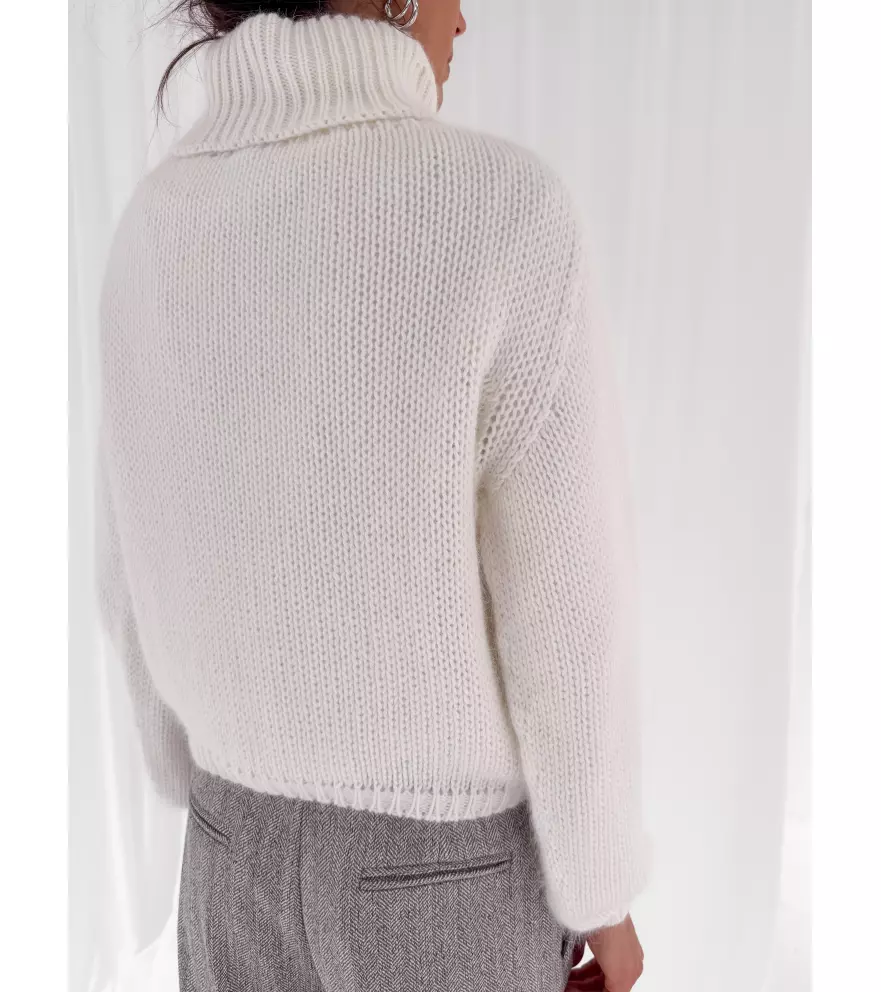 Maglione collo alto in misto angora