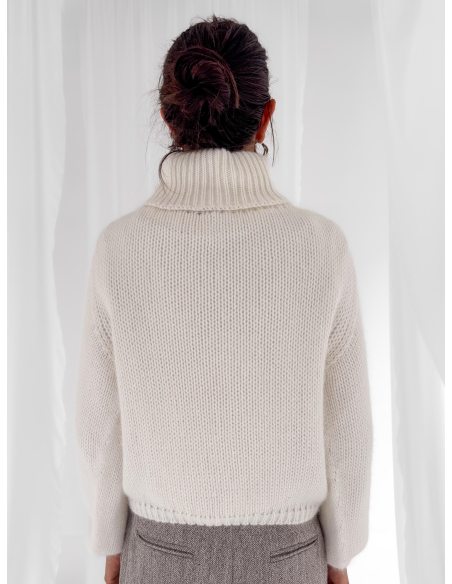 Maglione collo alto in misto angora
