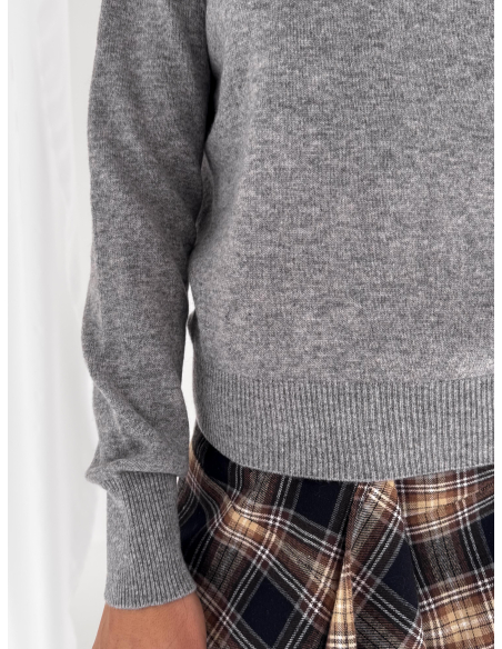 100% wool crew-neck sweater