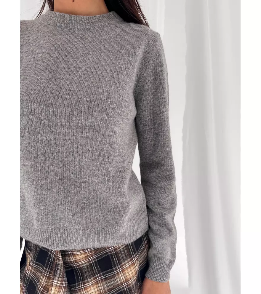 100% wool crew-neck sweater