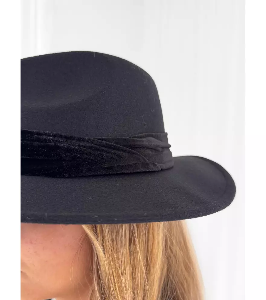 Felt hat