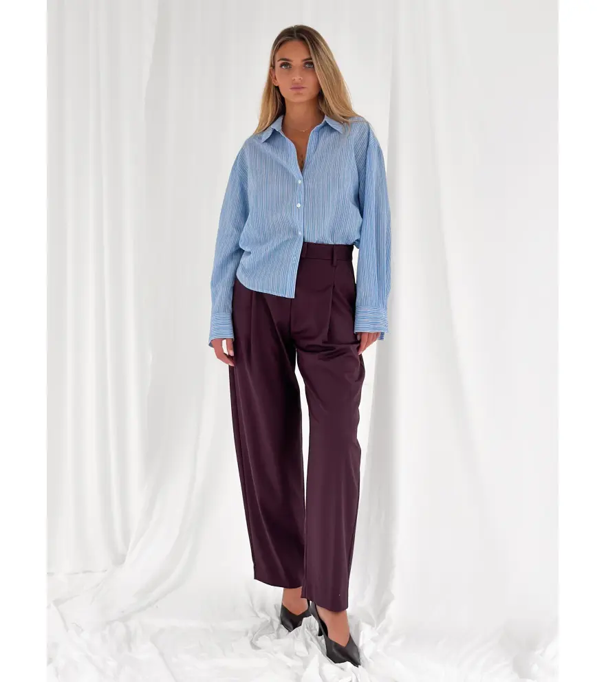 Pantalone sartoriale con pinces