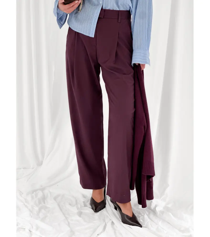 Pantalone sartoriale con pinces
