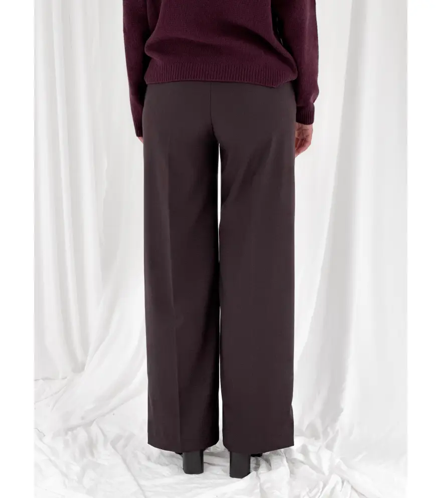 Pantalone a palazzo