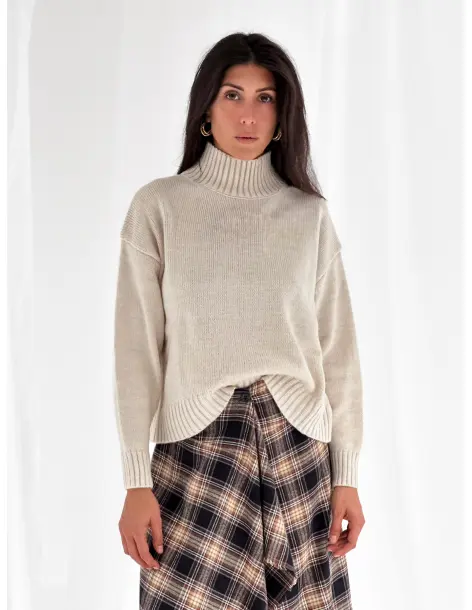 Wool-blend turtleneck sweater