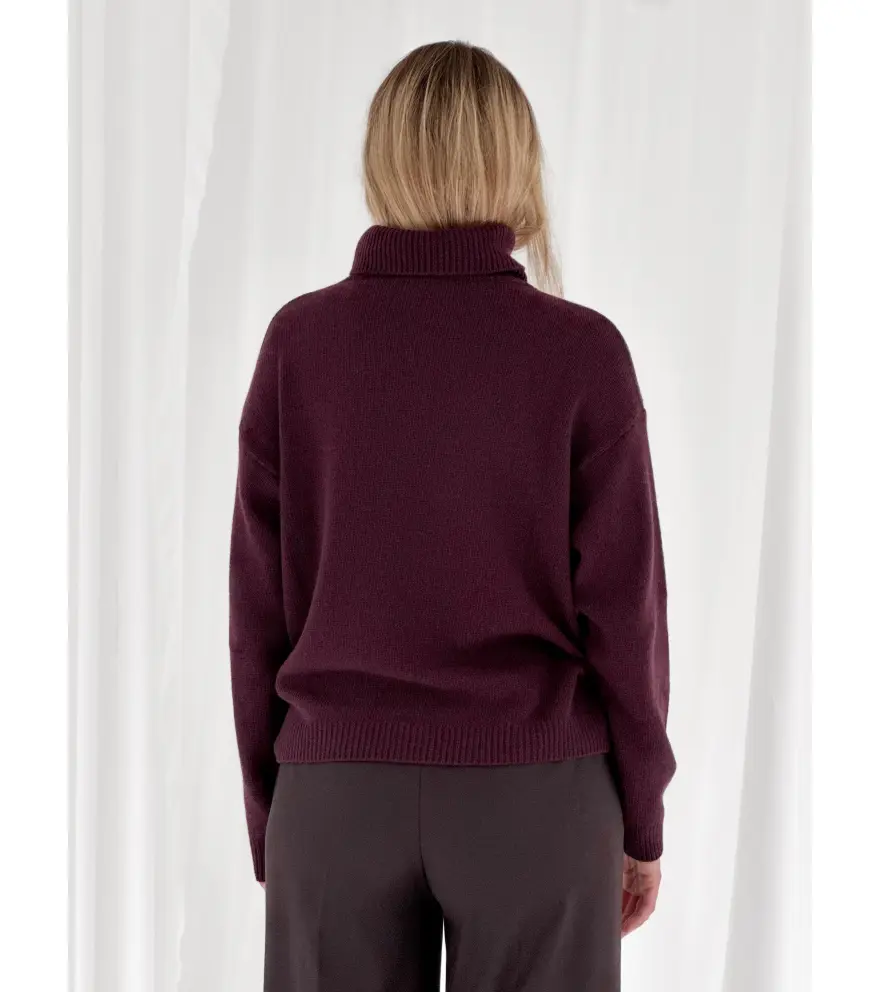 Maglione a collo alto in lana blend