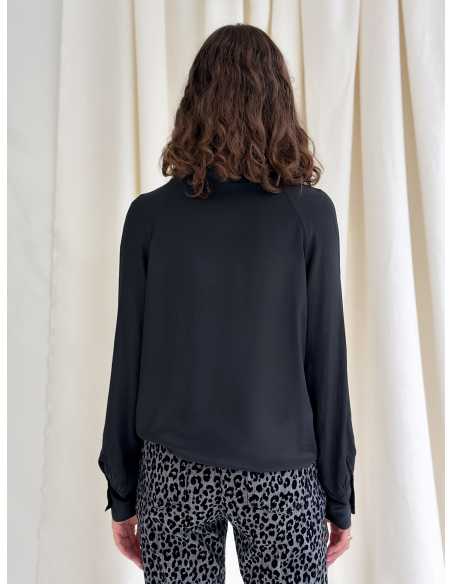 BLUSA CON ARRICCIO IN CRÊPE DI VISCOSA & SETA