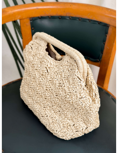 POUCH IN RAFFIA