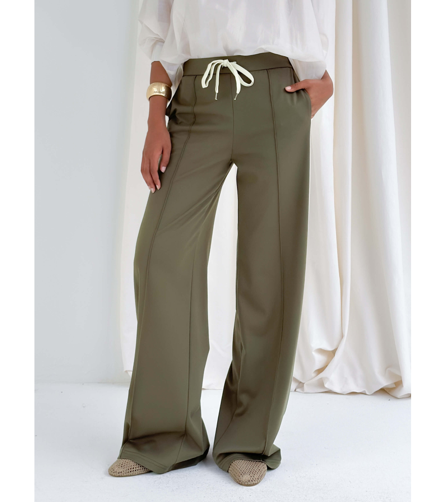 JOGGER WITH SIDE BAND